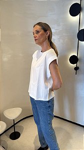 Blusa sem Manga Com Detalhe Ribana