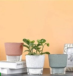 Vaso de Flores com Design Minimalista