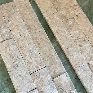 Mosaico de Travertino Placa