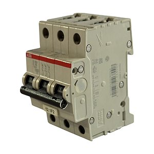 Disjuntor Tripolar ABB - S203-C16 16A Curva C 6kA