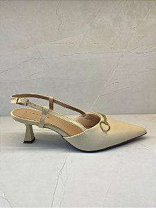 Slingback Feminino Off White em Couro Salto Médio Lialine