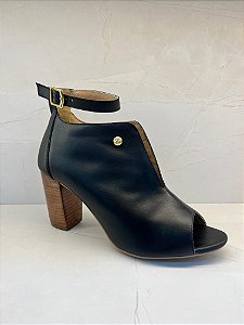 Peep Toe Boot Paraonda em Couro Preto