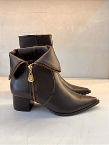 Bota Paraonda Marrom Café Modelo Dois em Um