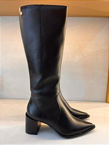 Bota Paraonda Cano Longo Clássica Preta em Couro