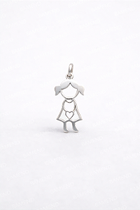 Pingente Menina com Coração Vazado em Prata 925