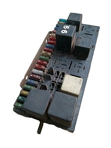 CAIXA DE FUSÍVEIS | PARATI 1992