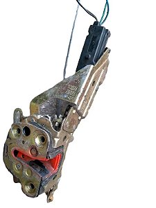 FECHADURA DIANTEIRA DIREITA | VECTRA CD 1995