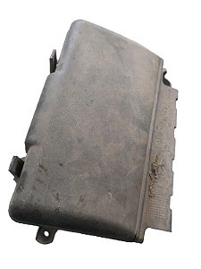 CAIXA COMPARTIMENTO FUSÍVEIS MOTOR | 106 SOLEIL 1998