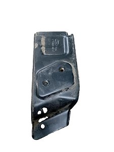 SUPORTE TRAVA ESQUERDA BANCO TRASEIRO | ESCORT SW GLX 1998