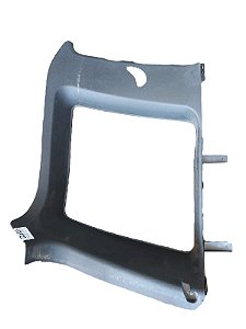 MOLDURA ESQUERDA VIDRO FIXO TRASEIRO | FREELANDER 25L 2004