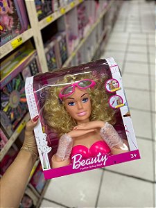 Boneca para fazer terere ou maquiagem