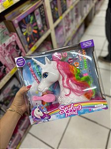 Brinquedo de criança unicórnio