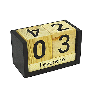Calendário Decorativo de Madeira Cubos 6 peças