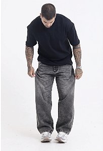 Calça baggy