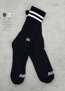 Meia cano alto plano c