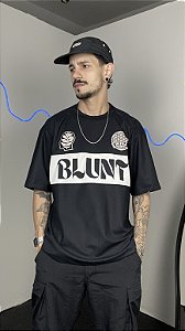 Camiseta blunt Oversized