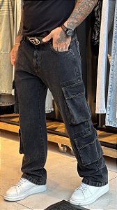 Calça baggy
