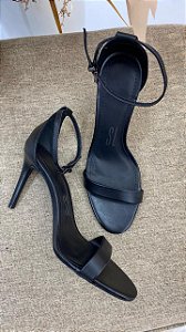 SANTA LOLLA SANDÁLIA GISELE COURO NOBRE PRETO