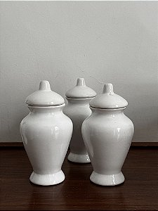 QUARTINHA DE LOUÇA BRANCA SEM ASA