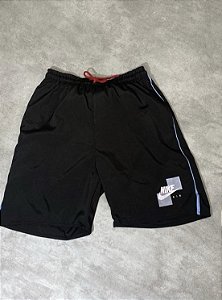 Bermuda Nike - Preta com Logo Quadrado BG035