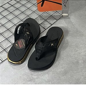 Chinelo Kenner - CHK003
