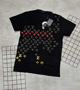 Camiseta Peruana Louis Vuitton Preto | Vermelho | Amarelo - CP104