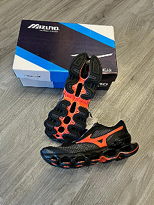 Tênis Mizuno Prophecy 15 Preto | Vermelho
