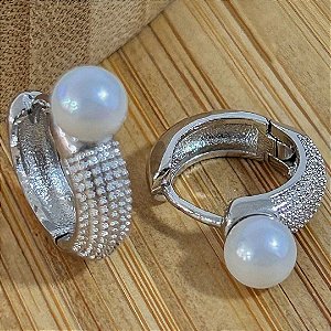 BRINCO ARGOLA ZIRCÔNIA E PÉROLA