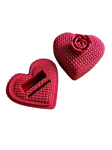 Caixinha de Anel em Formato de Coração de Tricô