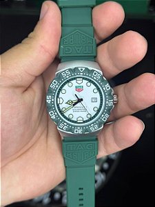 TAG FORMULA 1 - VERDE - MOSTRADOR BRANCO