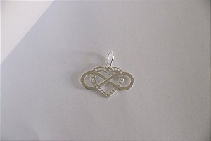 Pingente Vazado Coração e Infinito entrelaçados