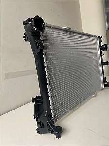 Radiador Água Arrefecimento Motor Mercedes-Benz C200 C230 C240 C280 C350 E200 E250 GLK300 A2045000403 A2045001503 A2045000303 A2045002803