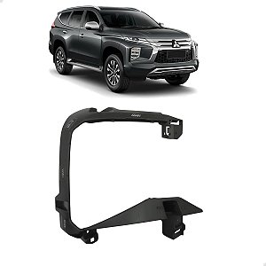 Guia Farol Direito Passageiro Pajero Sport 2020 2021 2022 2023 2024 2025 6400J520 Novo