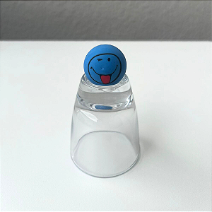 Borracha Emoticon Azul