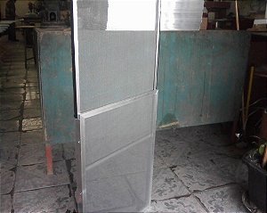 Tela Anti Mosquito Em Alumino Com ajuste regulavel