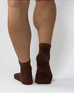 Meia Contemporânea - Deep Brown - Cano curto - Marrom escuro