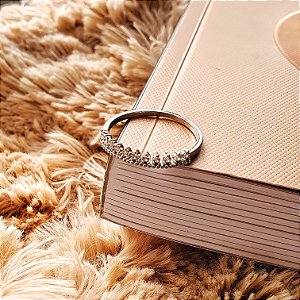 Anel aparador aro fino com zircônia