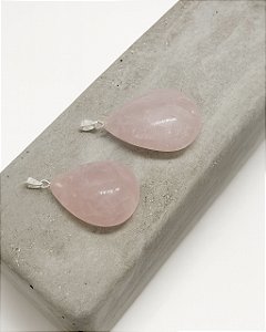PINGENTE GOTA  QUARTZO ROSA- AUTOCUIDADO