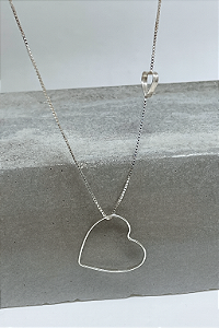 CORRENTE CORAÇÕES VAZADO.