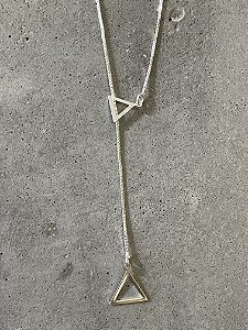 GRAVATA TRIÂNGULO 60 CM