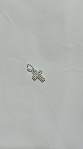 PINGENTE CRUZ CRAVEJADO