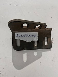 Suporte Fixacao Estribo LD Mercedes AXOR 9448850714/9448850719