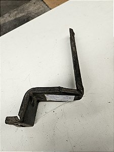 Escora paralama cabine Volvo 20467351