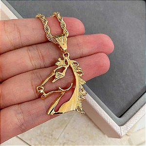 Colar Feminino Cavalo Rosto Vazado com Cordão Baiano