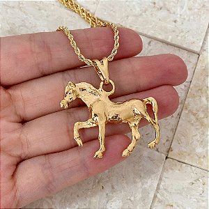 Colar Feminino Cavalo Rústico com Cordão Baiano