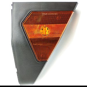 Acabamento Lateral Traseira Carretas Guerra Original Braslux Lado Direito