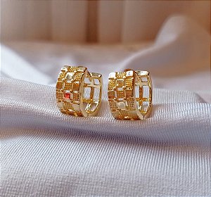 Brinco Argola Vazado com Fecho Clique Banhado Ouro 18k Antialergico