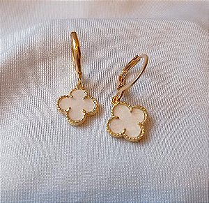 Brinco Argola com Pingente Trevo Madre Perola Banhado a Ouro 18k Antialergico