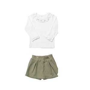 Conjunto Blusa Manga Longa  Com Gola Bordada e Shorts Saia Verde