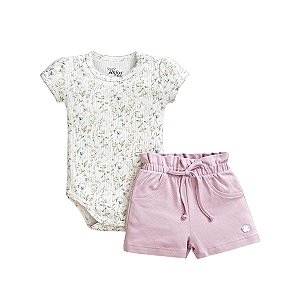Conjunto Body Manga Curta Floral e Short em Suedine